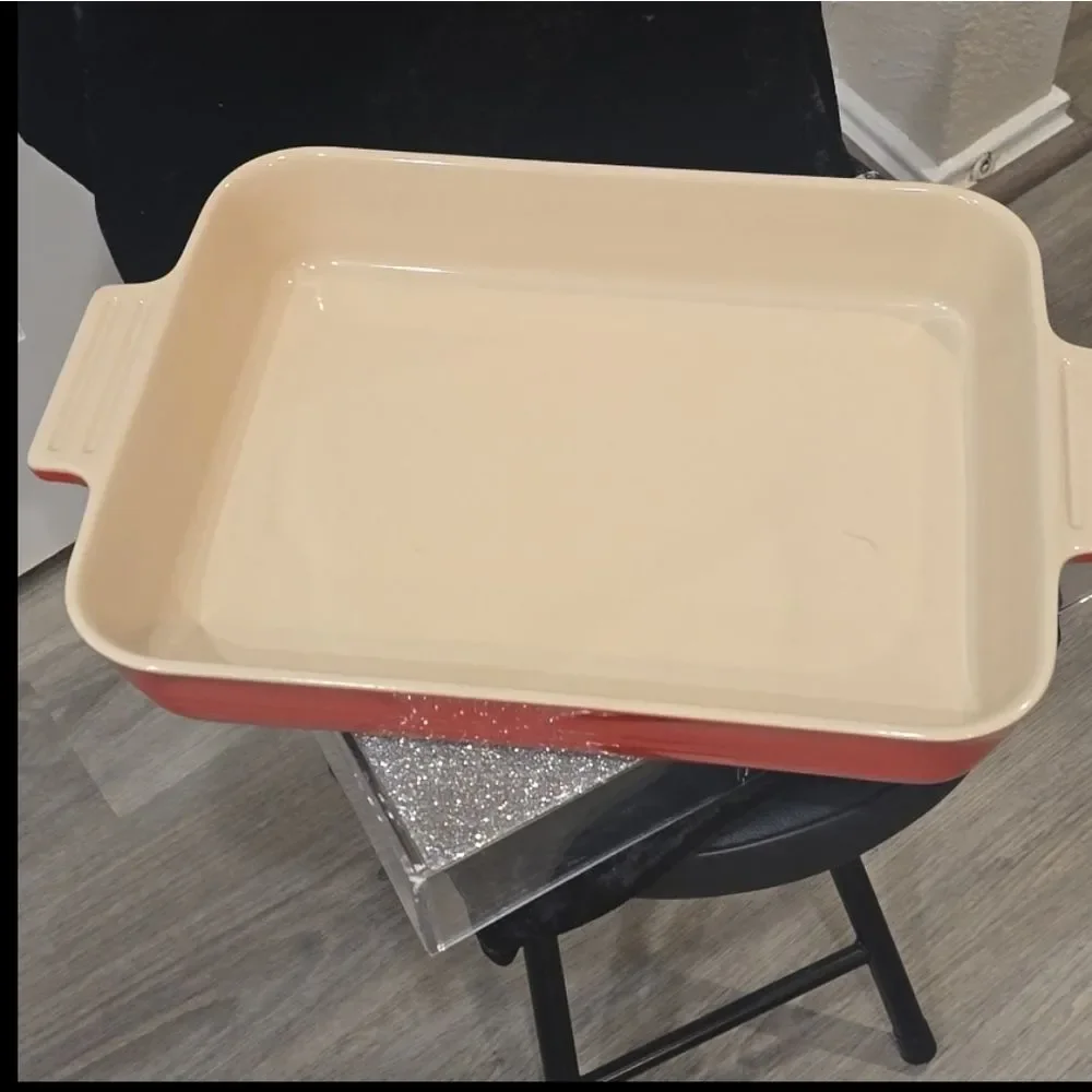 Le Creuset 32cm Rectangular‎ Baking Dish- Carmin